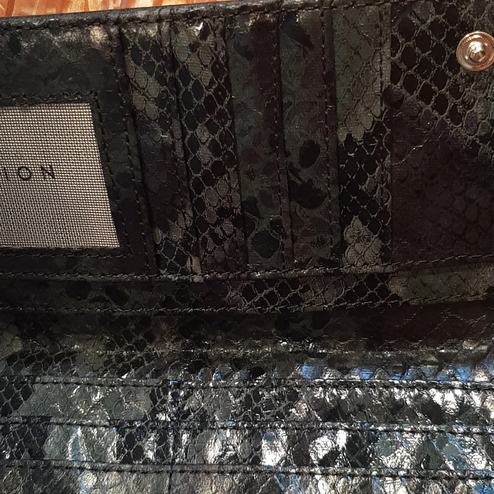 Kenneth Cole Reaction Black Textured Clutch NIB